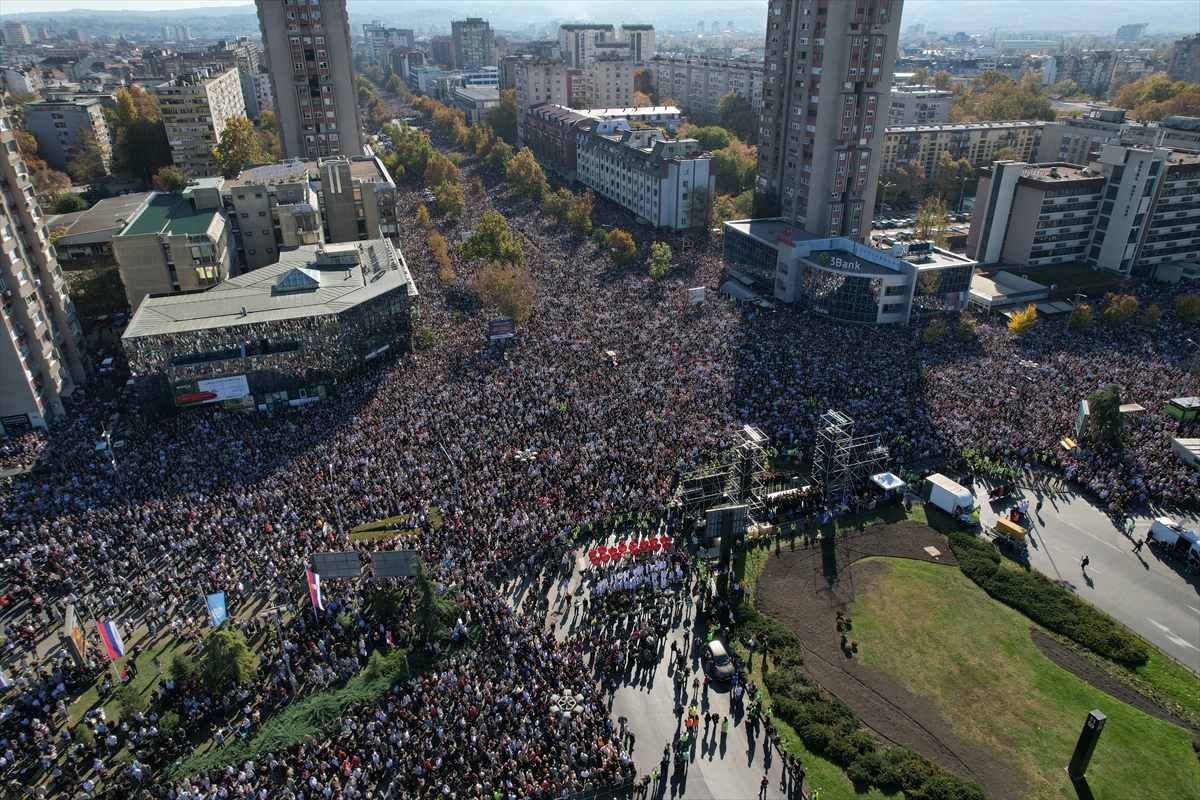aa-20251101-39586134-39586124-srbija-obiljezava-godisnjicu-tragedije-u-novom-sadu-u-kojoj-je-poginulo-16-ljudi-1762002035