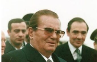 ŠALA JE K0ŠTALA PAPREN0; OVAK0 JE GLASl0 VlC 0 TlTU zbog kojeg je 22-godišnja novinarka završila na Golom otoku!