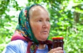 Baka (75) puca od zdravlja: Pijem ovaj napitak i imam pritisak i šećer bolji nego omladina! (RECEPT)
