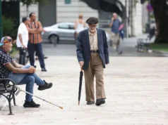 Važne vijesti za penzionere: Umjesto vanrednog povećanja, 0D SADA BIT ĆE 13. penzija – morate samo podnijeti zahtjev u ponedjeljak, evo gdje i šta trebate ponijeti
