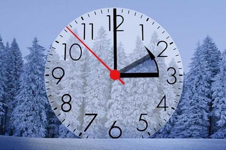 Sat se ove godine pomjera ranije nego u prethodnih 11 godina: Evo tačnog datuma
