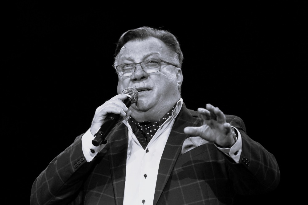 Halid Bešlić je ludo voleo najlepšu Srpkinju zbog koje je nastala čuvena pesma: Zajedno doživeli saobraćajku i jedva izvukli živu glav