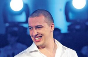 SPAVA0 SAM SA UDATIM ŽENAMA” Amar Gile bez dlake na jeziku: KAD čujete s kojom Našom POPULARNOM PJEVAČICOM JE BIO zgrozit ćete se..